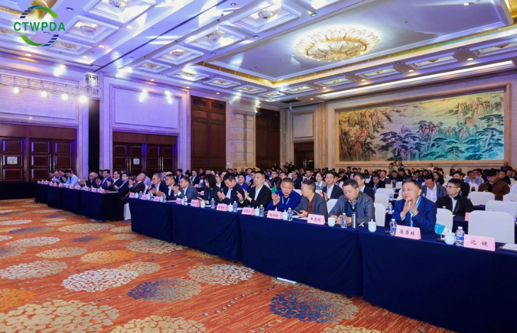 集团荣誉 | 德尔荣获2025中国绿色家居产业四项殊荣